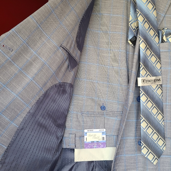 2 and 3 piece suits complete with shirts, ties, and pocket squares most with tag - Picture 11 of 17